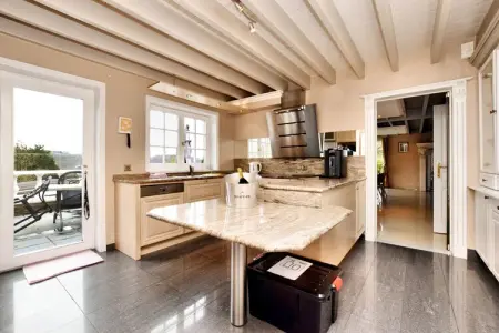 Villa Belle Vue - Piscine intérieure et sauna aux Ardennes : photo 11