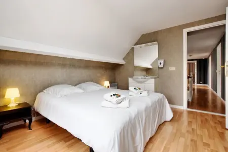 Villa Belle Vue - Piscine intérieure et sauna aux Ardennes : photo 15