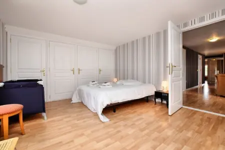 Villa Belle Vue - Piscine intérieure et sauna aux Ardennes : photo 22