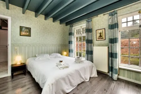 Villa Belle Vue - Piscine intérieure et sauna aux Ardennes : photo 27