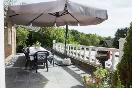 Villa Belle Vue - Piscine intérieure et sauna aux Ardennes : photo 28