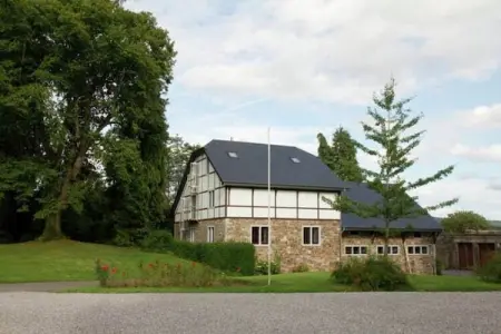 Gite de Froidcour, maison 22 pers. avec spa à Stoumont : photo 3