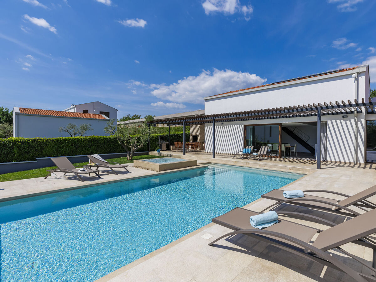 Villa Luna Bianca, piscine privée et jardin en Istrie - Photo 28