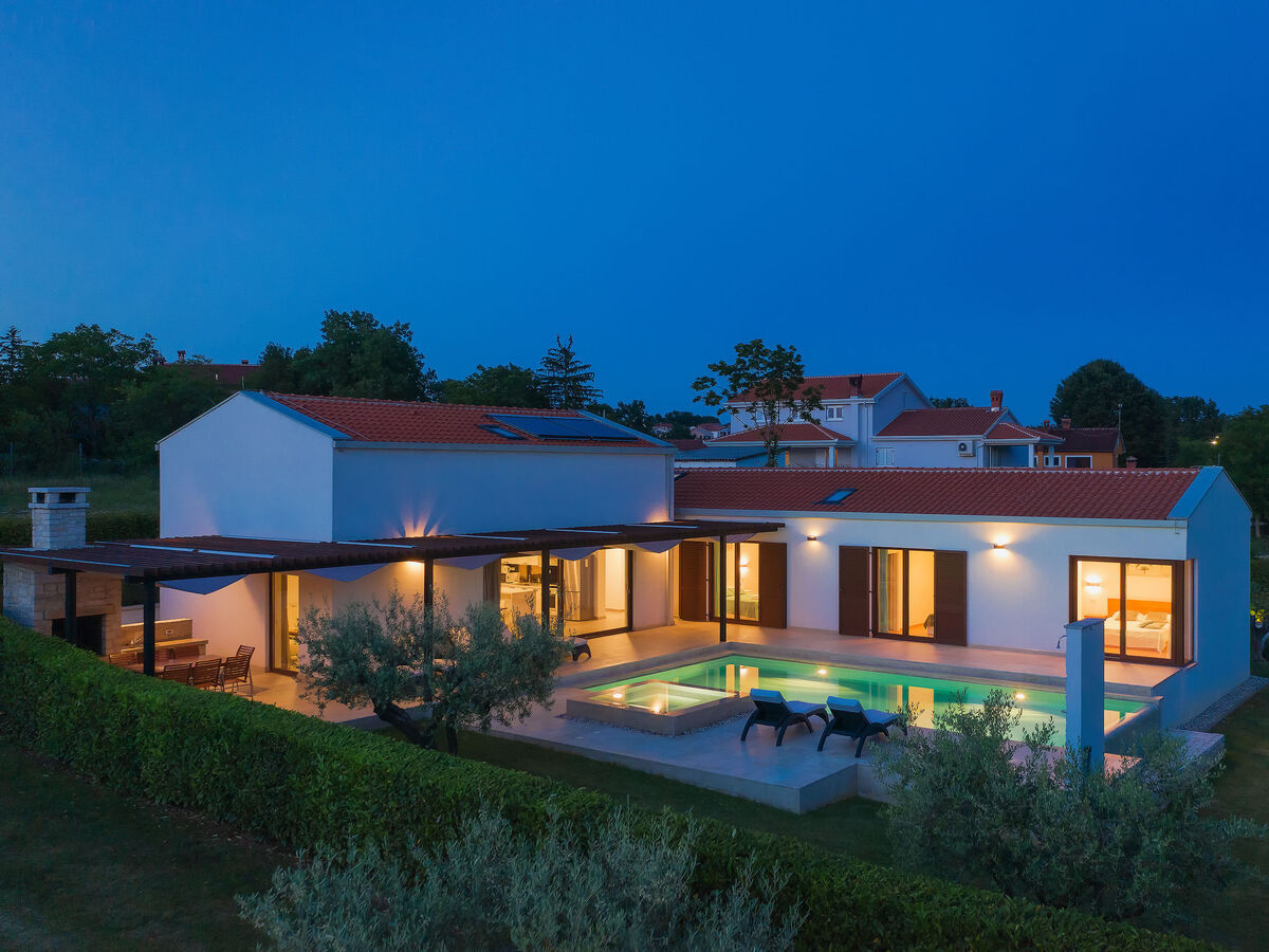 Villa Luna Bianca, piscine privée et jardin en Istrie - Photo 50
