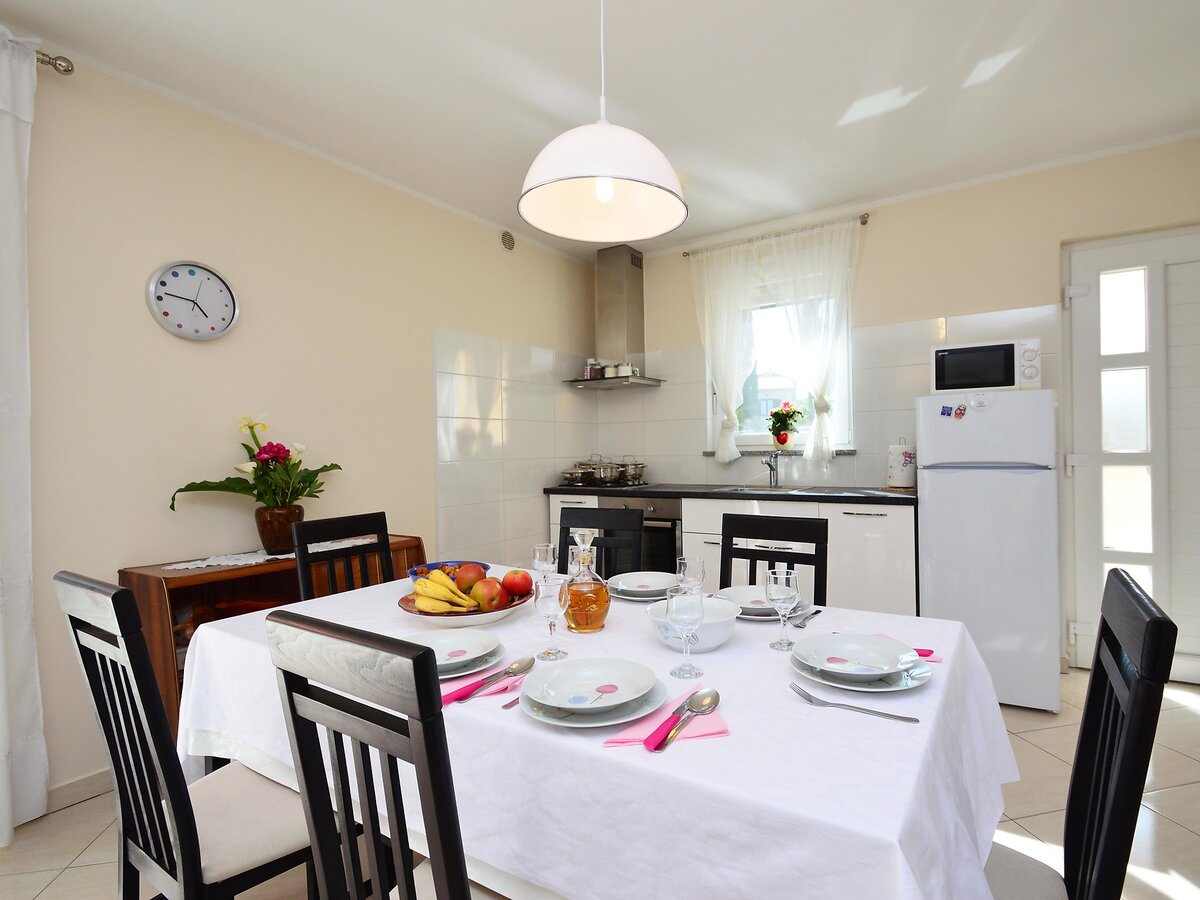 Maison Lory à Rakalj, 2 km de la mer - Photo 4