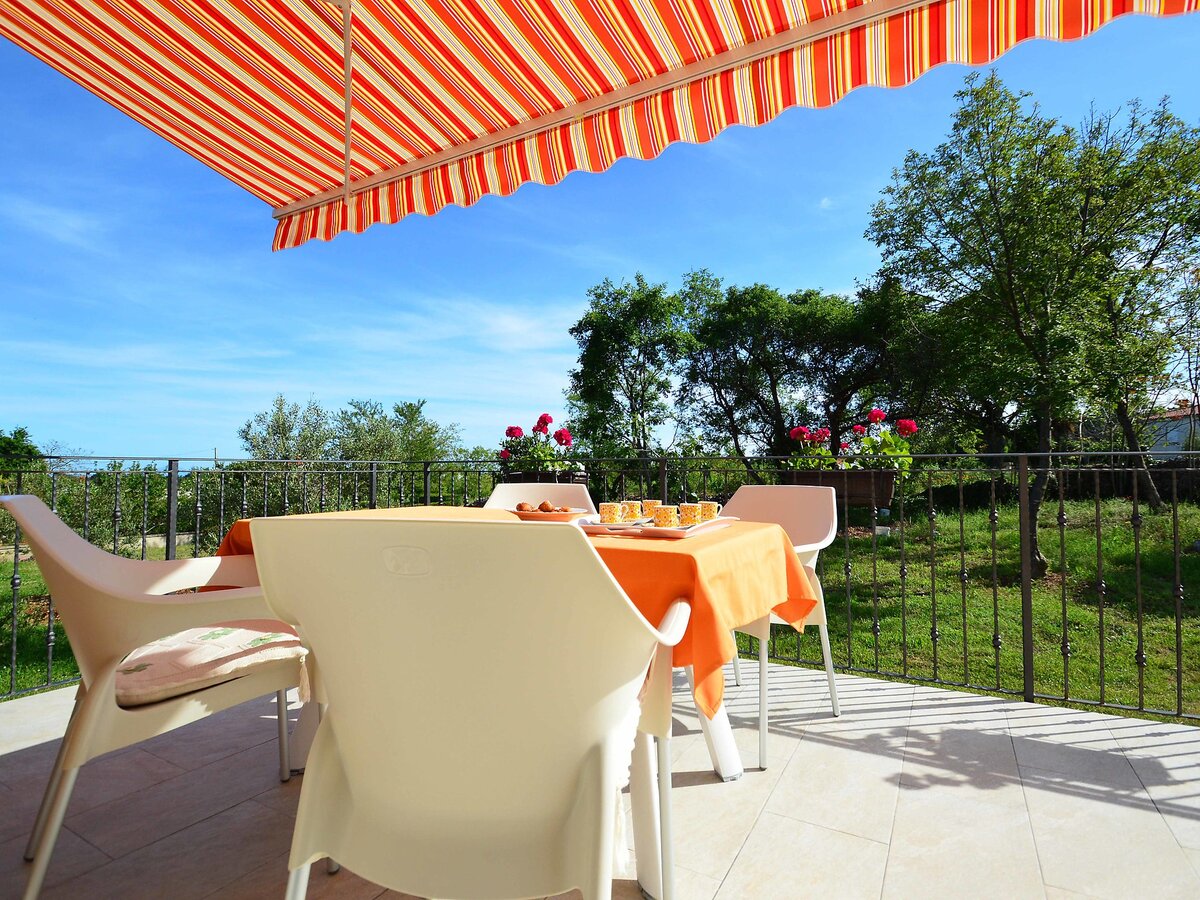 Maison Lory à Rakalj, 2 km de la mer - Photo 9
