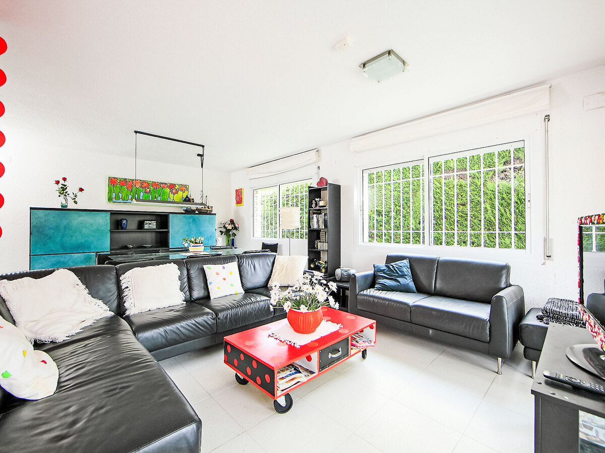 Annamaria – Maison 6 chambres avec piscine à Cambrils - Photo 2