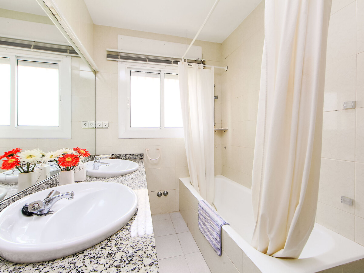 Annamaria – Maison 6 chambres avec piscine à Cambrils - Photo 10