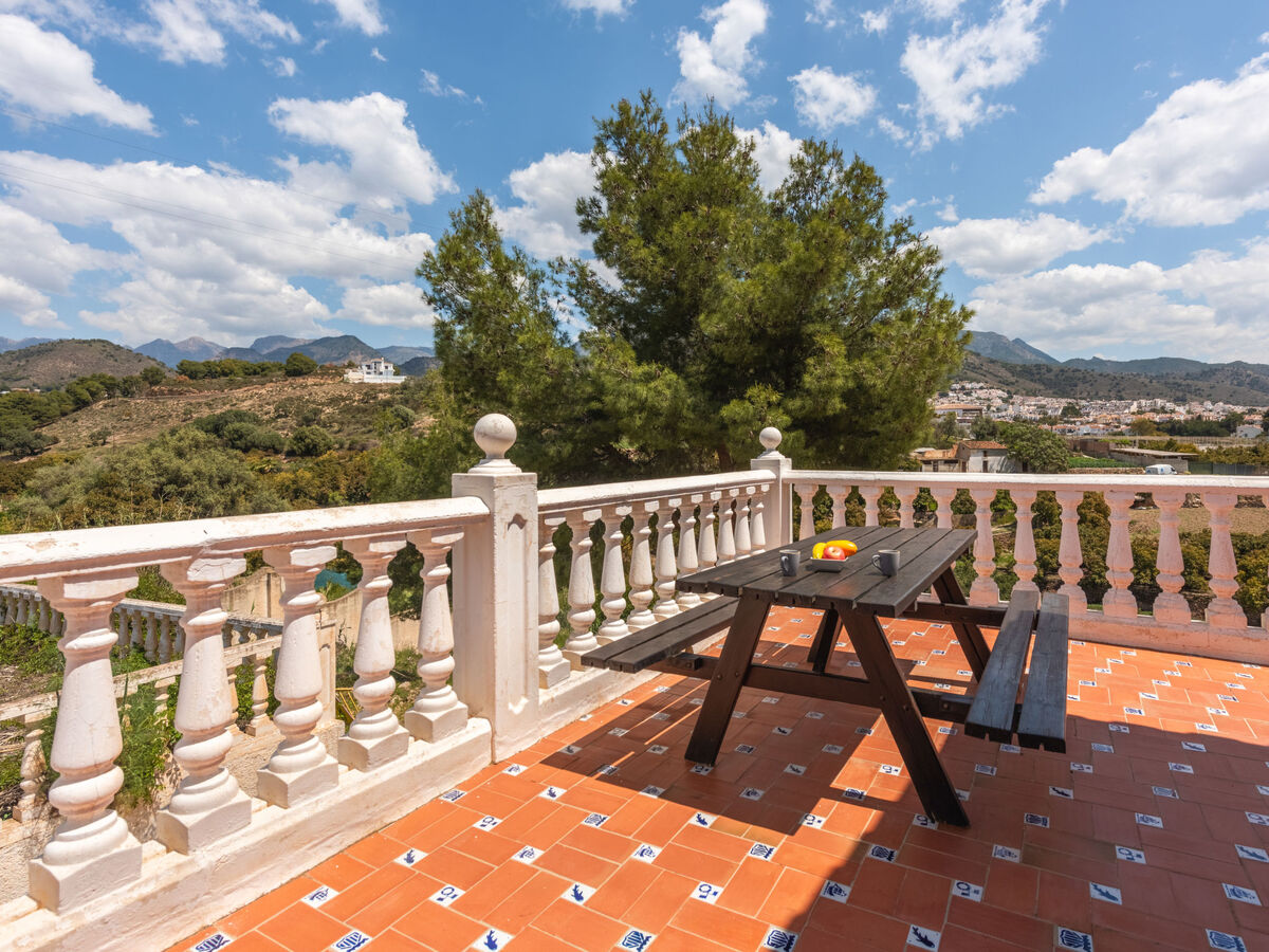 Villa Romeral, maison 5 chambres avec piscine à Nerja - Photo 9