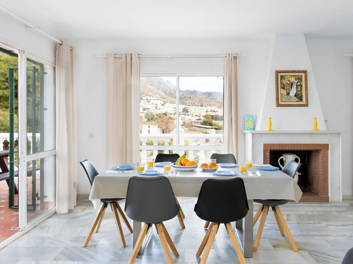 Villa Romeral, maison 5 chambres avec piscine à Nerja - Photo 10