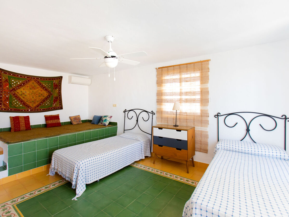 Villa Romeral, maison 5 chambres avec piscine à Nerja - Photo 16