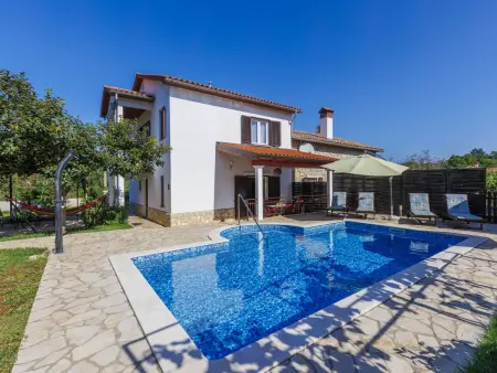 Location maison à Labin, Marija