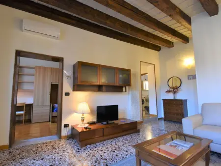 Appartement à Venise, vue sur le canal et loggia : photo 9