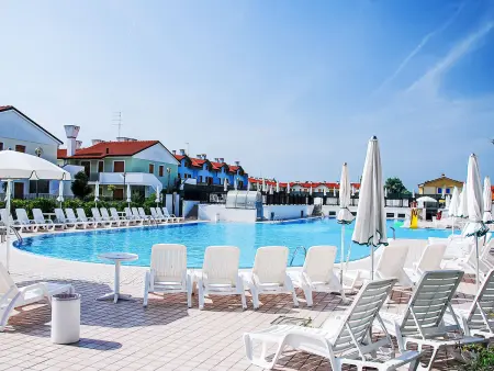 Appartement à Rosolina Mare, résidence avec piscine de 800 m² : photo 2
