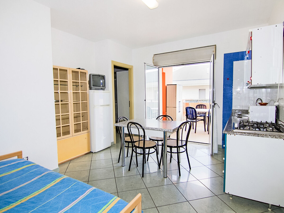 Azzurra, appartement 2 pièces à 150 m de la plage - Photo 3