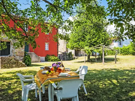 Ferme historique à Barga avec piscine privée et parc : photo 2