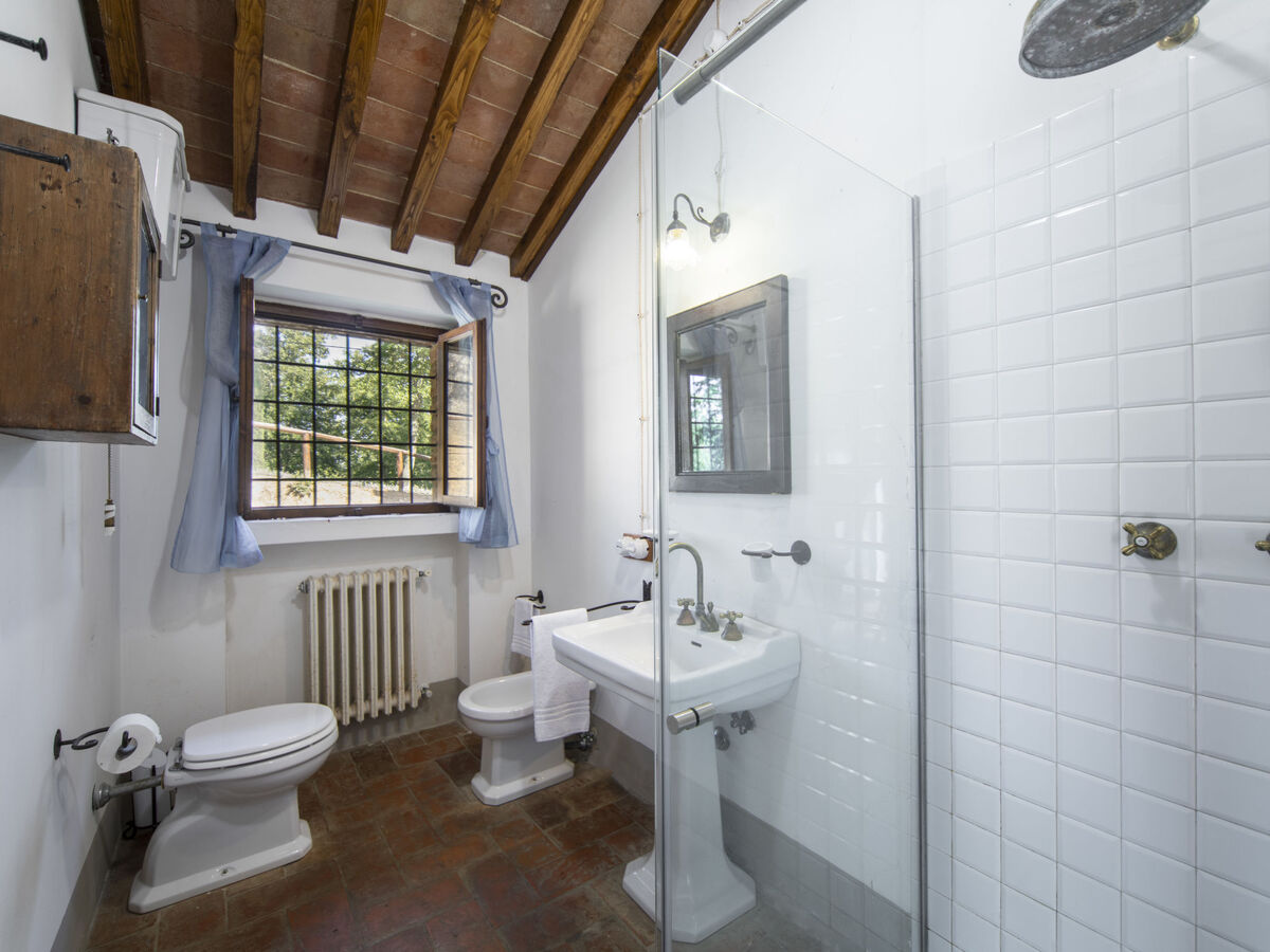Tenuta Farneta – Gîte 11 pers., piscine & vue Lucignano - Photo 13