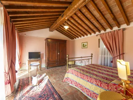 Ferme toscane en pierre à Lucignano, pour 11 personnes : photo 11