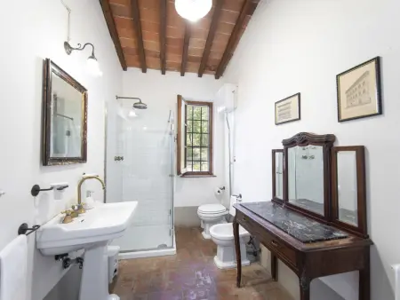 Ferme toscane en pierre à Lucignano, pour 11 personnes : photo 23
