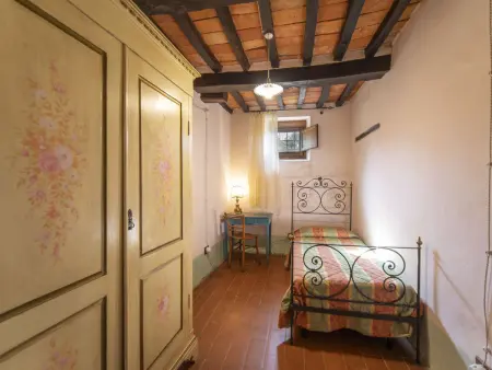 Ferme toscane en pierre à Lucignano, pour 11 personnes : photo 28