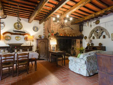 Podere Rasenna, gîte rustique 9 pers. avec piscine : photo 11