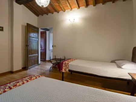 Podere Rasenna, gîte rustique 9 pers. avec piscine : photo 29