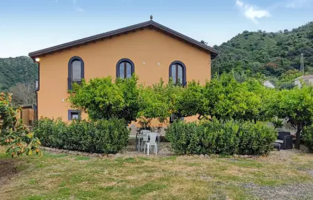 Location maison de vacances à Motta Camastra
