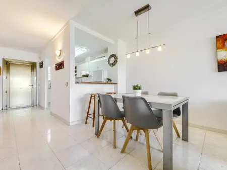 Maison mitoyenne dans la Residencia Els Vilars, moderne avec accès la piscine - Photo 7