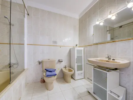 Maison mitoyenne dans la Residencia Els Vilars, moderne avec accès la piscine - Photo 18