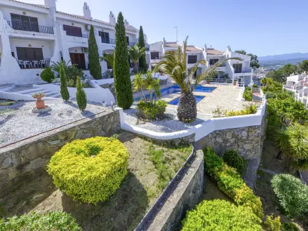 Maison mitoyenne dans la Residencia Els Vilars, moderne avec accès la piscine - Photo 31
