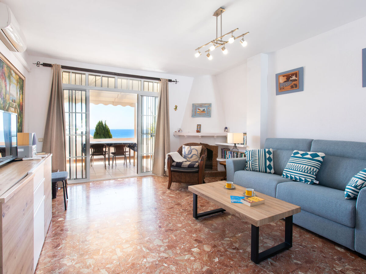 Amanda, maison 3 étages avec piscine privée à Nerja - Photo 4