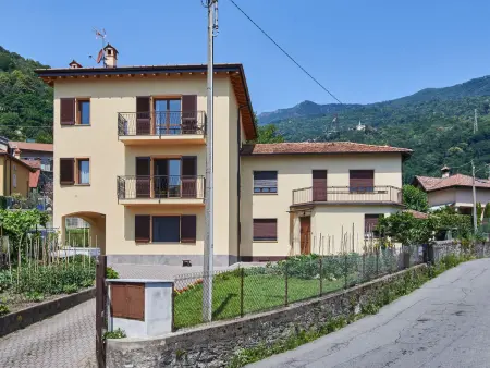 Appartement 5 pers. vue panoramique lac à Dongo : photo 2