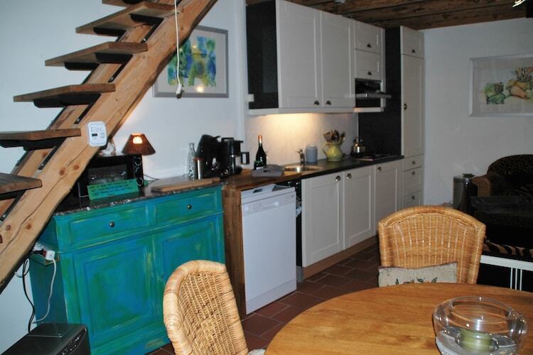 Gîte Montizon : maison en pierre avec piscine à Roussines - Photo 10