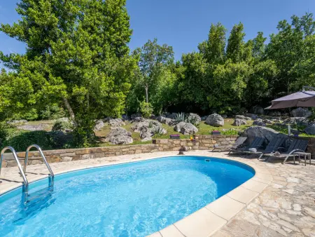 Kapitani, maison 3 pièces avec piscine à Hum : photo 14