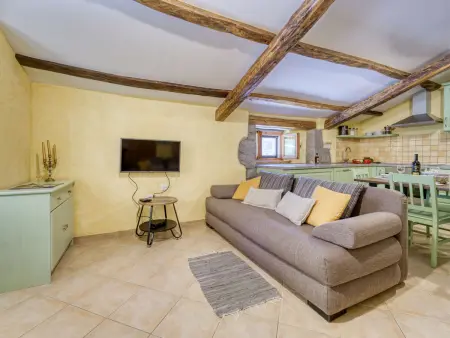 Kapitani, maison 3 pièces avec piscine à Hum : photo 17