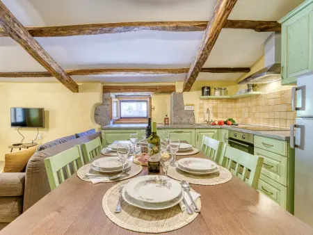 Kapitani, maison 3 pièces avec piscine à Hum : photo 20