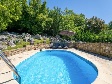 Kapitani, maison 3 pièces avec piscine à Hum : photo 29