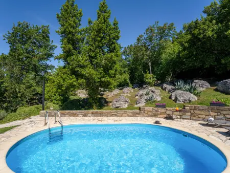 Kapitani, maison 3 pièces avec piscine à Hum : photo 45