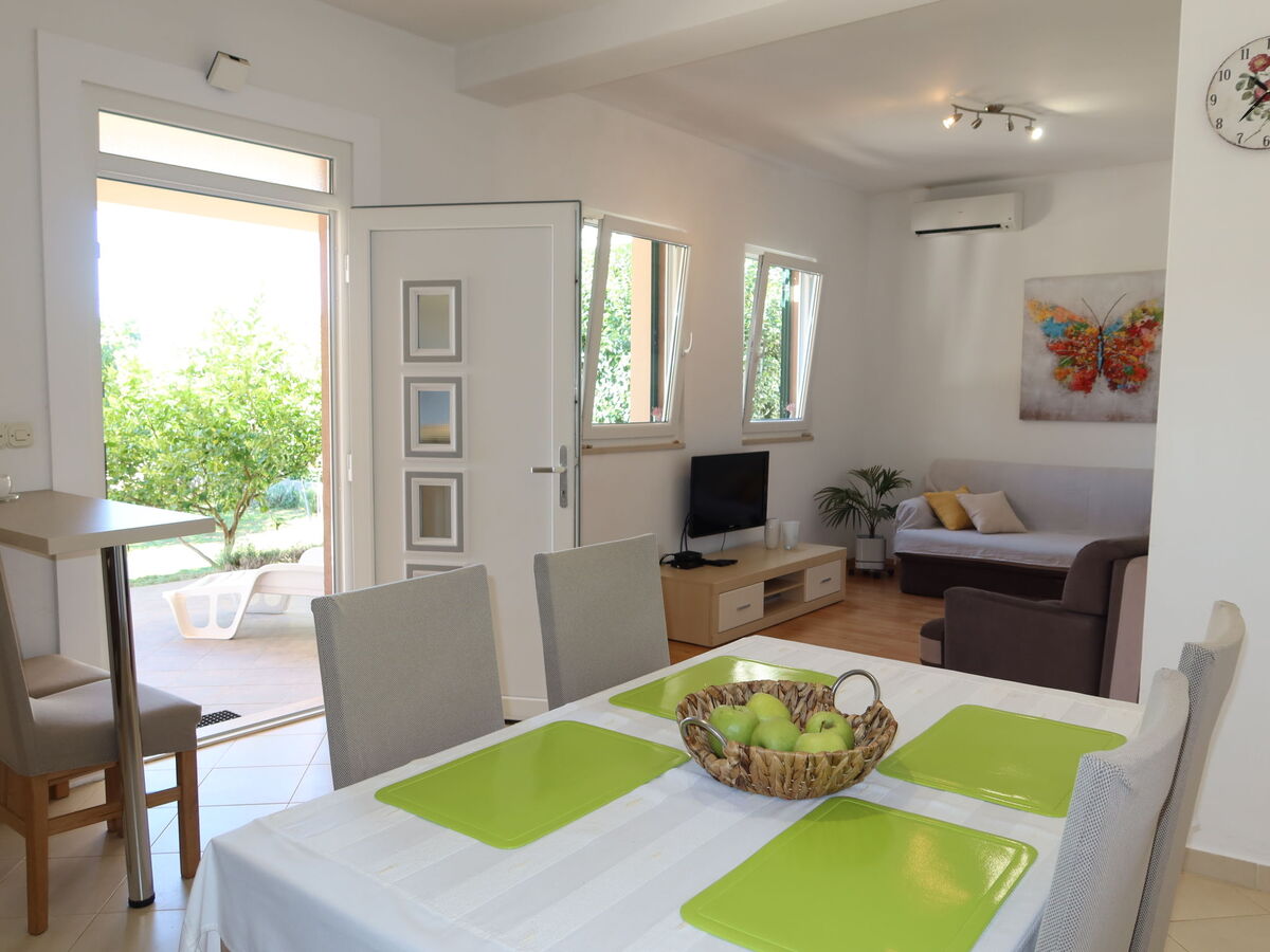 Maison Lorenzo à 150 m de la plage, Privlaka - Photo 6