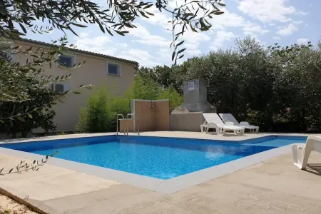 App Musoga 4, Appartement à Banjole près du Temple d'Auguste - Photo 10