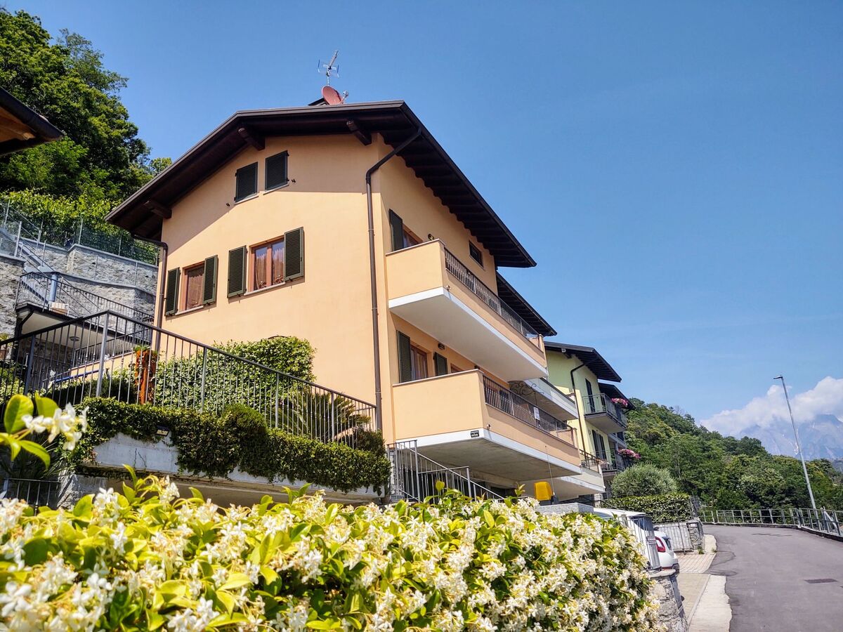 Robinia, appartement 3 chambres vue lac à Gera Lario - Photo 2