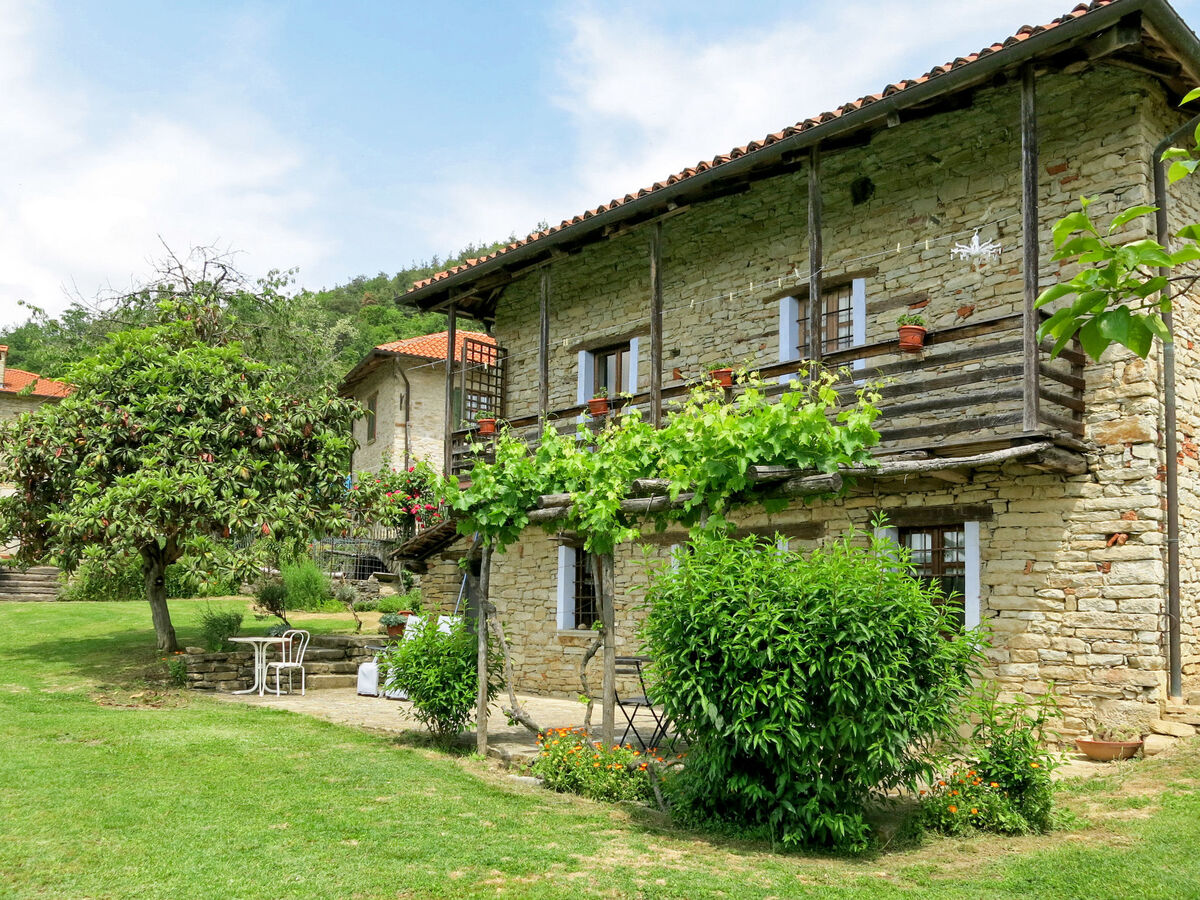 Casetta, gîte rustique 4 pers. à Cortemilia - Photo 1