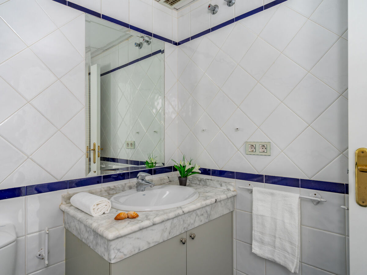 Las Adelfas – Apt 135 m² à 100 m de la plage - Photo 16
