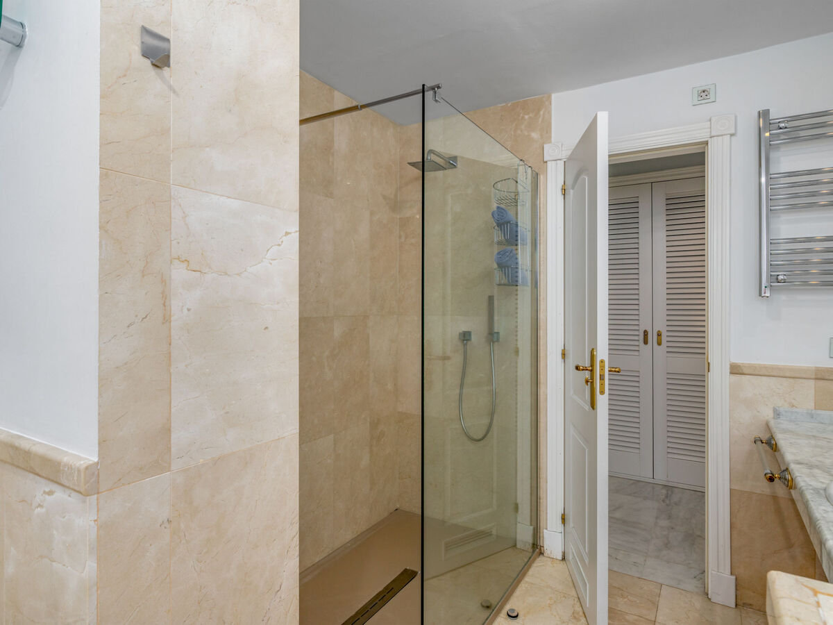 Las Adelfas – Apt 135 m² à 100 m de la plage - Photo 21