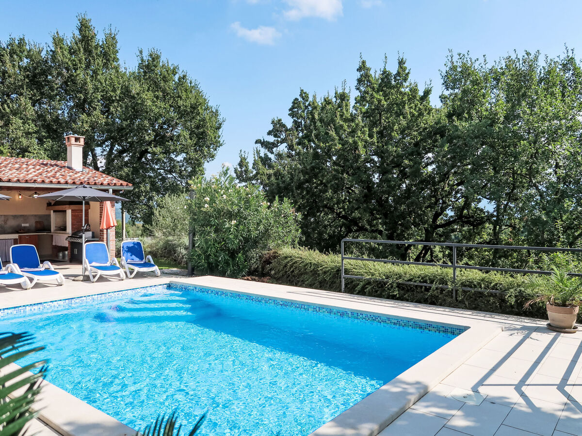 Mariva, maison 8 pers. avec piscine privée à Pićan - Photo 1