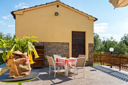 Al Meriggio, maison toscane avec piscine à Tregozzano : photo 8
