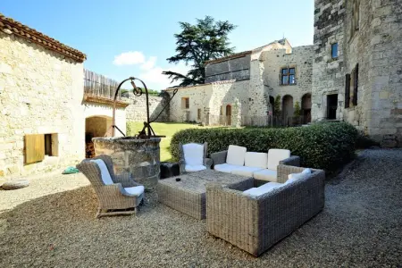 Bergerie, Château à Bon-Encontre avec Piscine & Jardin - Photo 27