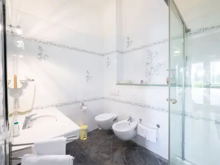 Villa La Rosa - 8 chambres, piscine et jardin à Montelupo : photo 37