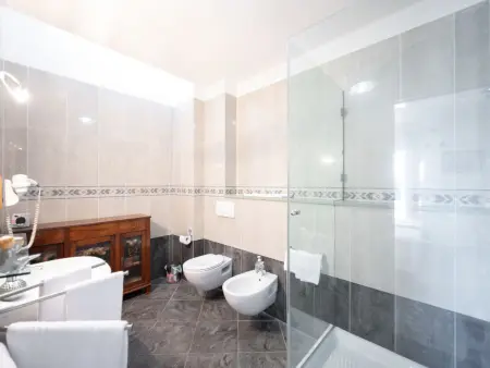 Villa La Rosa - 8 chambres, piscine et jardin à Montelupo : photo 43