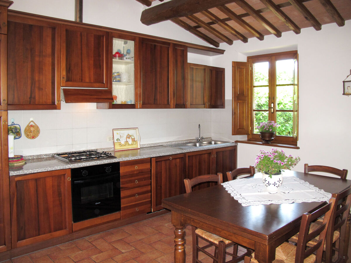 Maison Renata à Lucca : 3 chambres, piscine commune - Photo 6